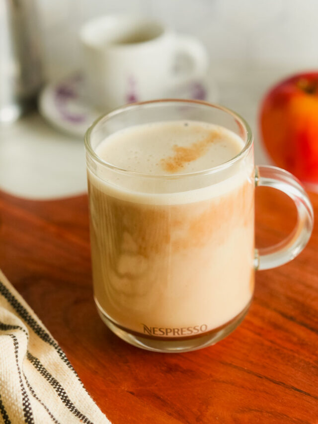 This Homemade Apple Butter Latte Has Major Fall Vibes